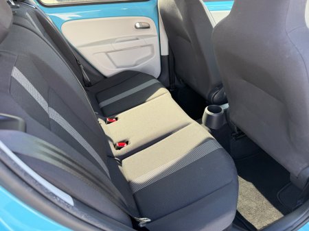 2017 Volkswagen up! - photo 17