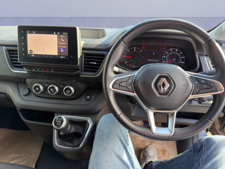 2023 Renault Trafic - photo 12