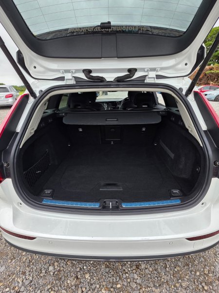 2020 Volvo V60 - photo 16