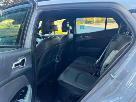 2025 Kia Sportage - photo 5