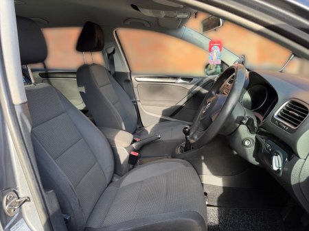2010 Volkswagen Golf - photo 8