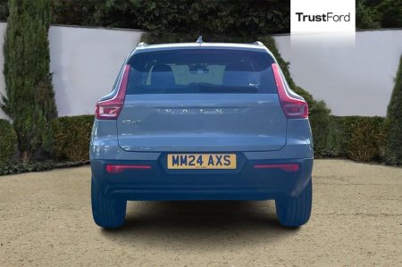 2024 Volvo XC40 - photo 7