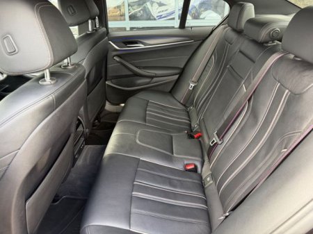 2021 BMW 5-Series - photo 13