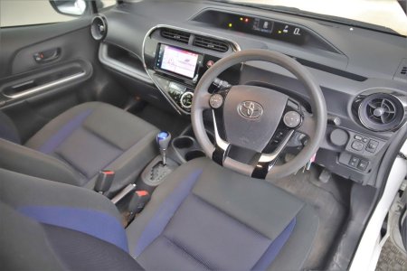 2020 Toyota Aqua - photo 20