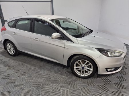 2017 Ford Focus - photo 3