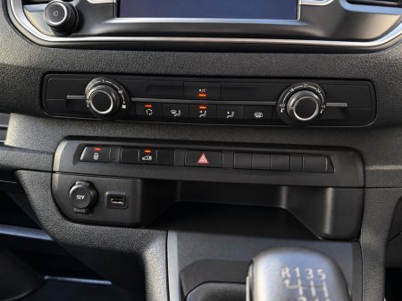2023 Opel Vivaro - photo 16