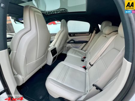2023 Porsche Cayenne - photo 26