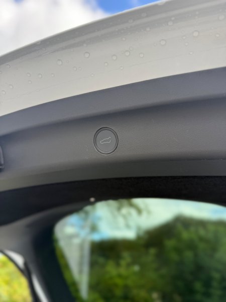 2023 Tesla Model Y - photo 39