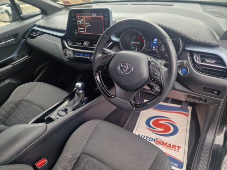 2022 Toyota C-HR - photo 8