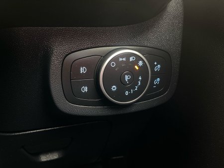 2020 Ford Fiesta - photo 16