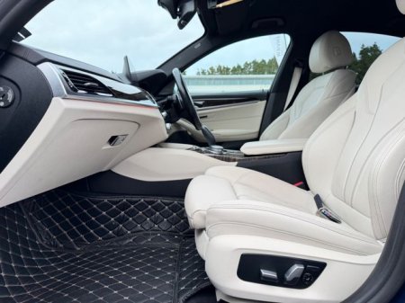 2018 BMW 5-Series - photo 23
