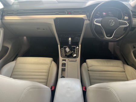 2022 Volkswagen Passat - photo 8