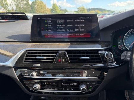 2017 BMW 5-Series - photo 11
