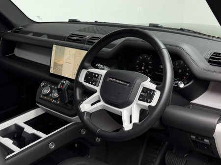 2025 Land Rover Defender - photo 9
