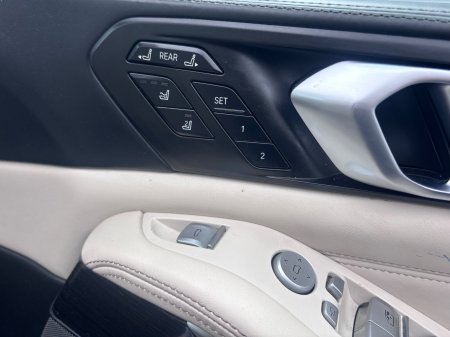2019 BMW X7 - photo 19