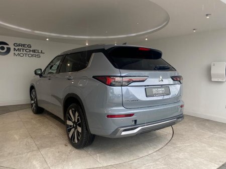 2026 Mitsubishi Outlander - photo 17