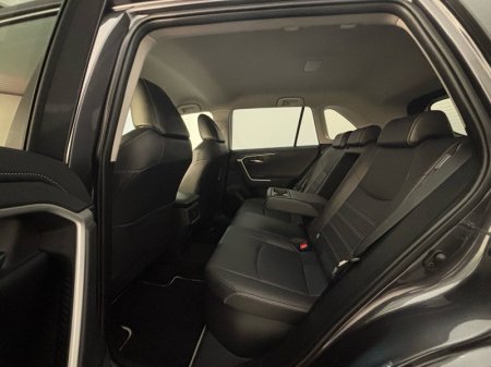 2025 Toyota RAV4 - photo 7
