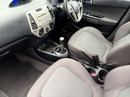 2011 Hyundai i20 - photo 9