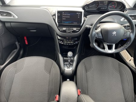 2018 Peugeot 208 - photo 12