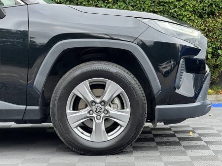 2022 Toyota RAV4 - photo 9