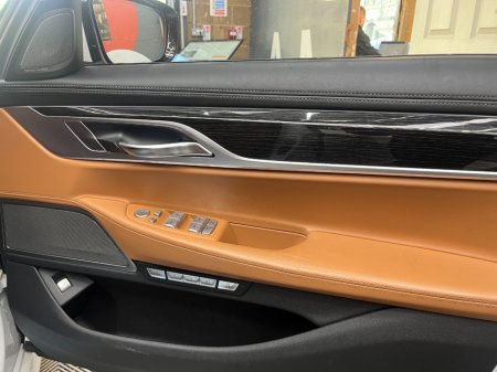 2017 BMW 7-Series - photo 15