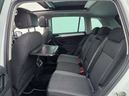 2017 Volkswagen Tiguan - photo 19