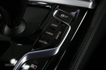 2022 BMW 5-Series - photo 26