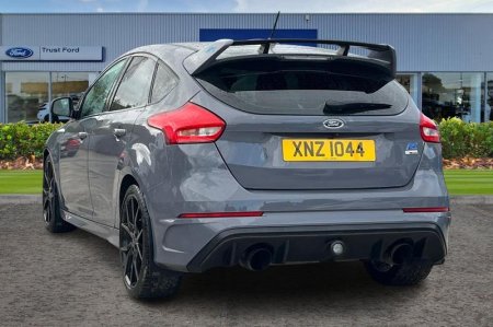 2017 Ford Focus - photo 2