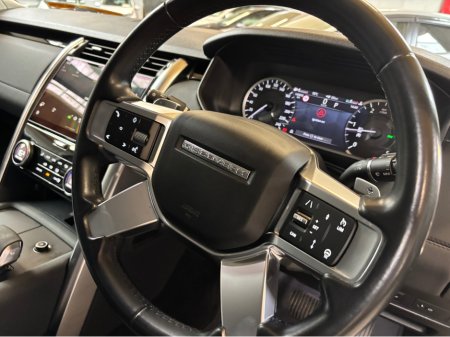2022 Land Rover Discovery - photo 9