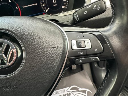 2019 Volkswagen Passat - photo 20