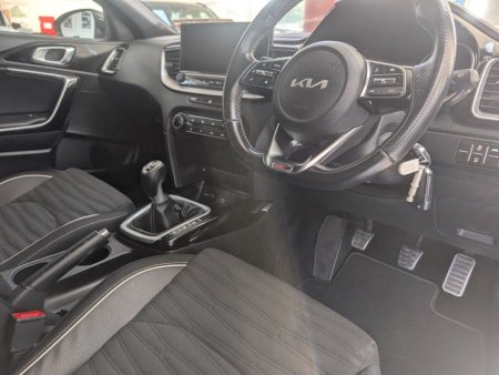 2022 Kia Ceed - photo 8