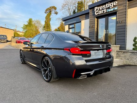 2021 BMW 5-Series - photo 8