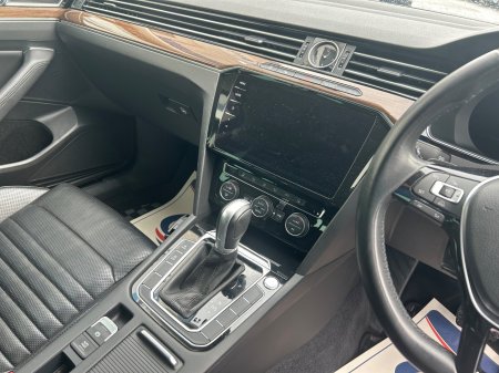 2018 Volkswagen Passat - photo 9