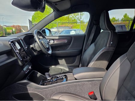 2022 Volvo XC40 - photo 10