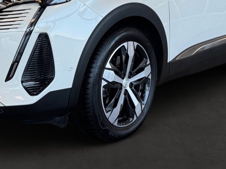 2021 Peugeot 5008 - photo 10