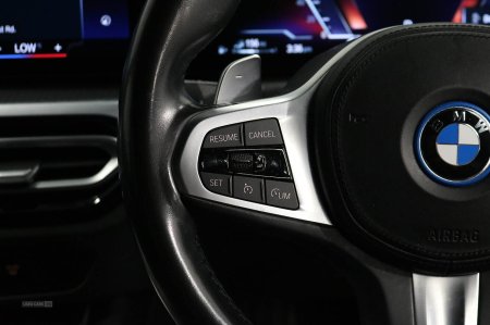 2023 BMW 3-Series - photo 20
