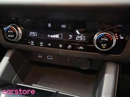 2023 Mitsubishi Outlander - photo 17