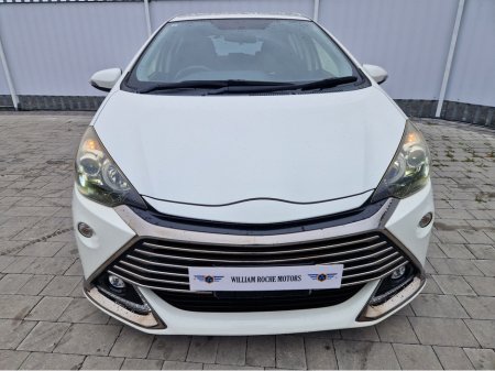 2015 Toyota Aqua - photo 3