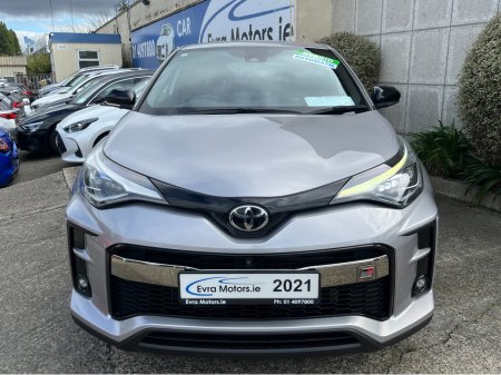2021 Toyota C-HR - photo 2