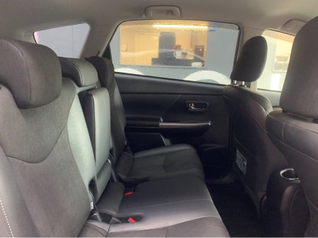 2016 Toyota Prius - photo 8