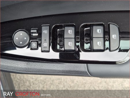 2025 Kia Sportage - photo 24