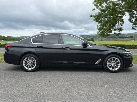 2021 BMW 5-Series - photo 3