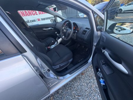 2011 Toyota Auris - photo 11
