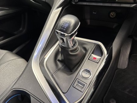 2021 Peugeot 5008 - photo 17
