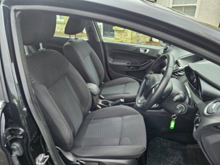 2015 Ford Fiesta - photo 9