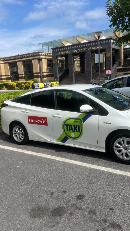 2019 Toyota Prius - photo 3