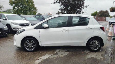 2016 Toyota Yaris - photo 6