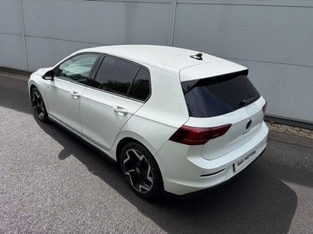 2025 Volkswagen Golf - photo 12