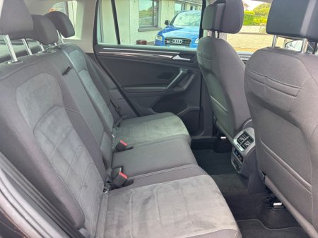 2021 Volkswagen Tiguan - photo 10
