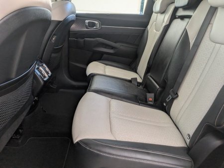 2024 Kia Sorento - photo 8